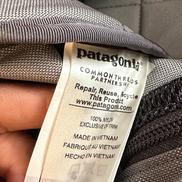 Patagonia headway 40L Blue  and Teal Men's Duffel Bag - Picture 8 of 12